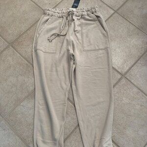 NWT Sz L Short Abercrombie Light Brown Jogger Sweatpants